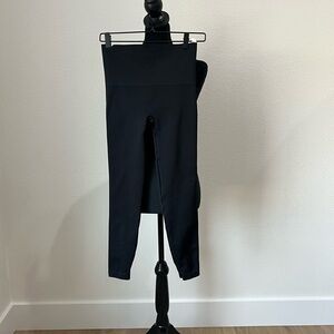 SPANX Classic Black Leggings